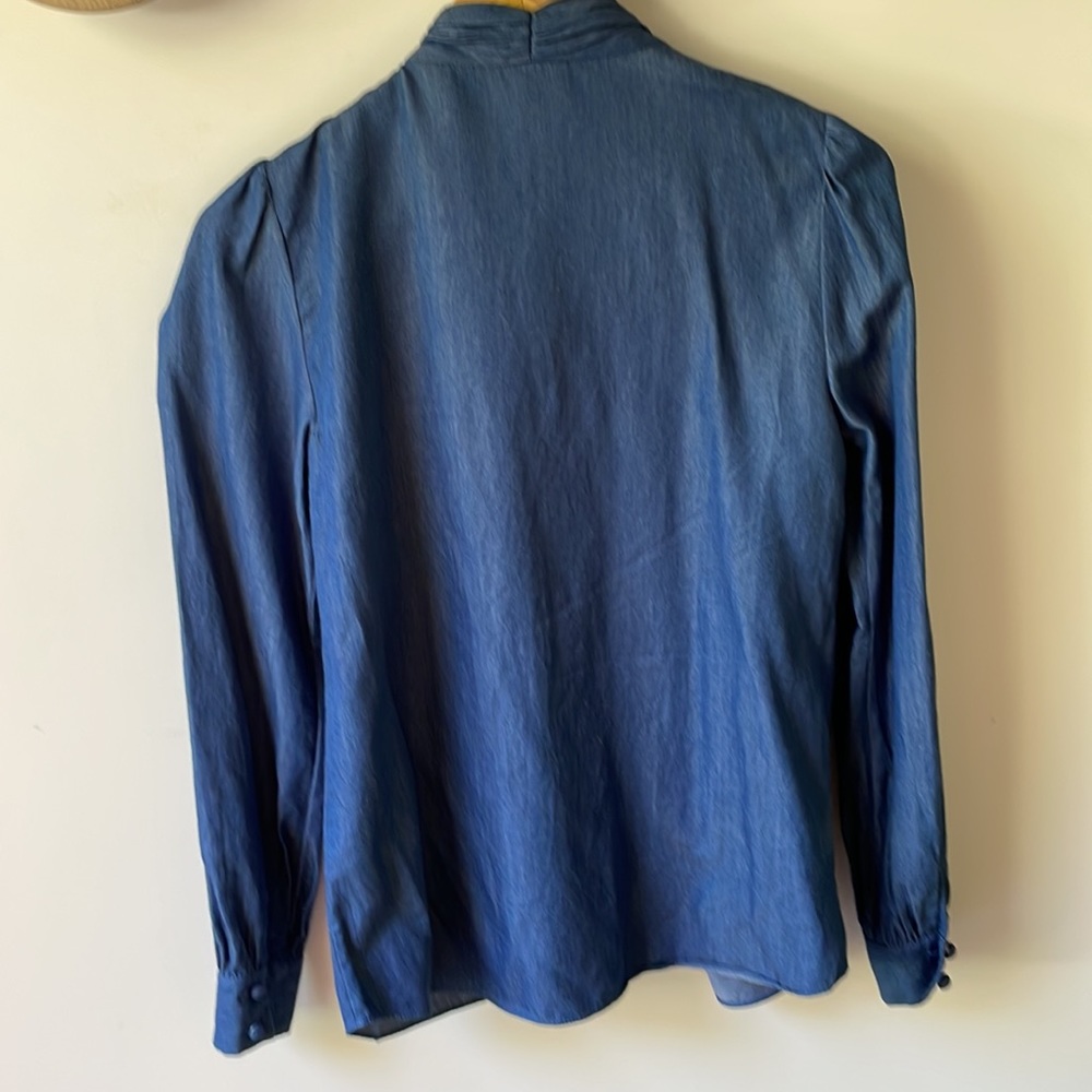 Kate Spade Denim Chambray Blouse with Bow Size 2 - Picture 4 of 4